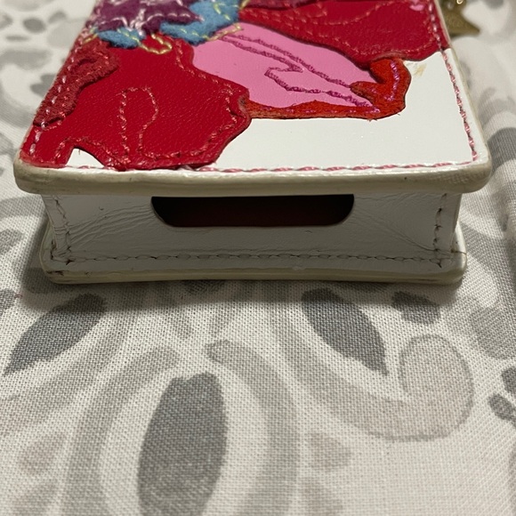 Coach Poppy Flower Applique White Red Purple Blue IPod Mini Case Wristlet - Picture 3 of 7
